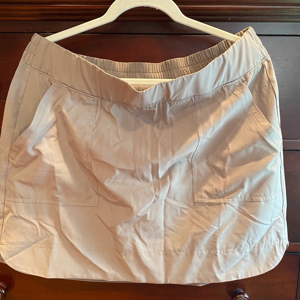 Quick dry khaki skort